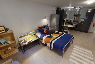 iQ Marsden House Student Halls, 1-3 Burley Road, City Centre, Leeds, LS3 1JZ - Image 1